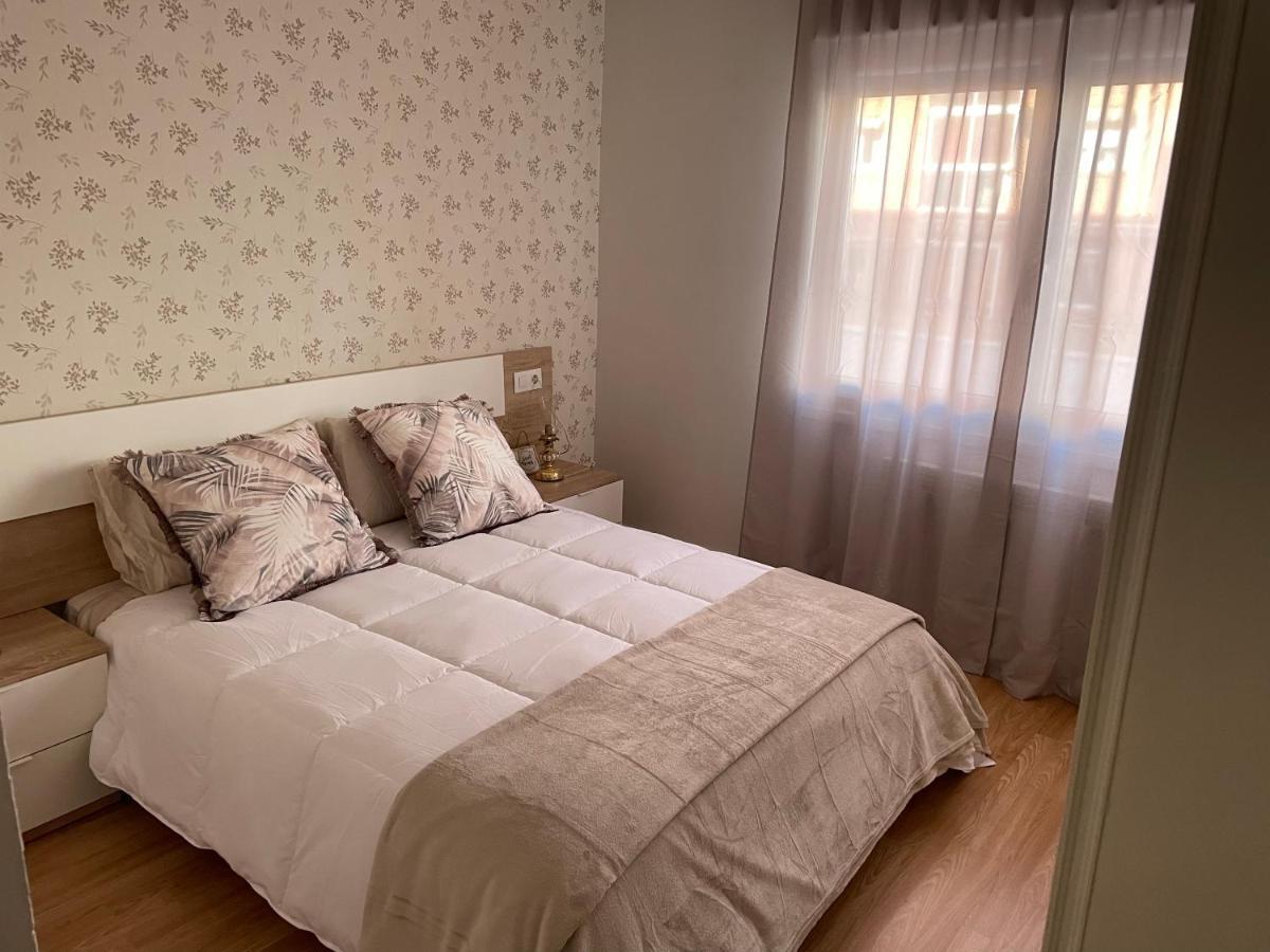 Apartamento Cuatro Estaciones Calahorra Eksteriør billede